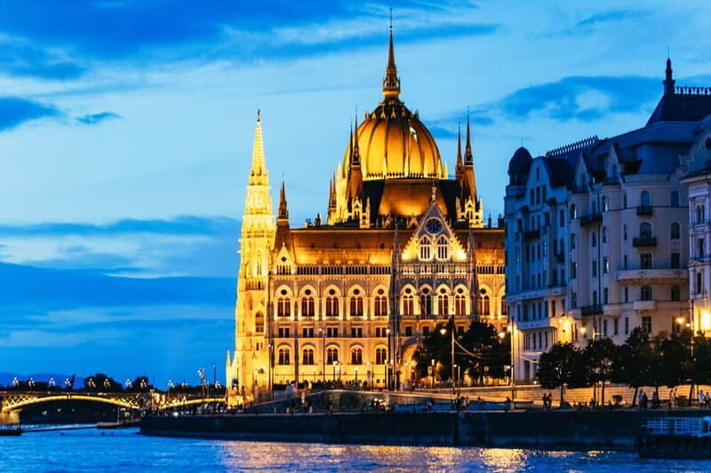 Budapest: Prosecco Dinner Cruise with Live Music - Key Things That Make This Cruise Worth Your Time