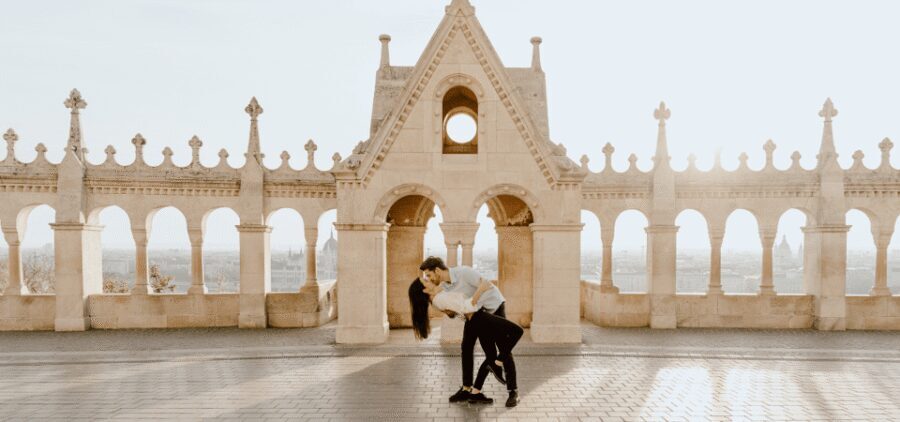 Budapest: romantic photoshoot at Buda's iconic sightseeings - The 45-Minute Shoot: Posing Help Without Killing the Romance