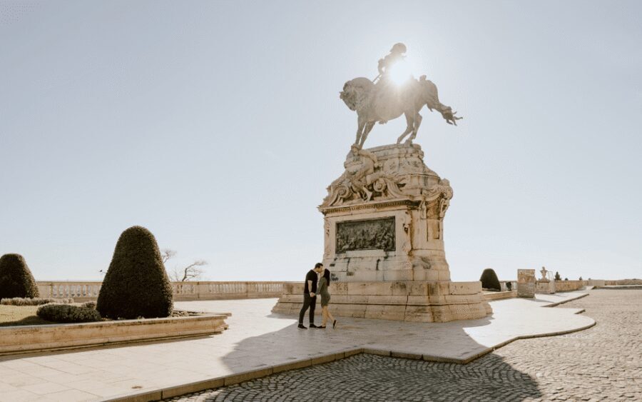 Budapest: romantic photoshoot at Buda's iconic sightseeings - What You Receive: 40 Edited Digital Photos in 2–5 Days