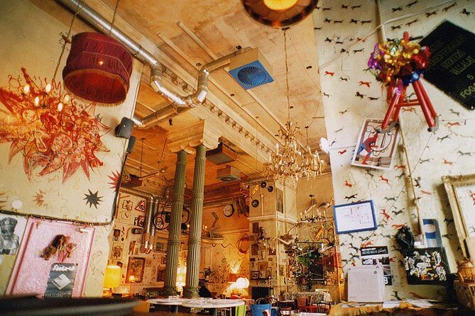 Budapest Ruin Bars Evening Walking Tour with Drinks & Street Food - Street art in District VII: why it’s part of the story