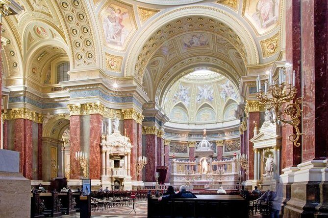 Budapest: Saint Stephen's Basilica Tour - Small Groups of 10: Better Pace, More Questions