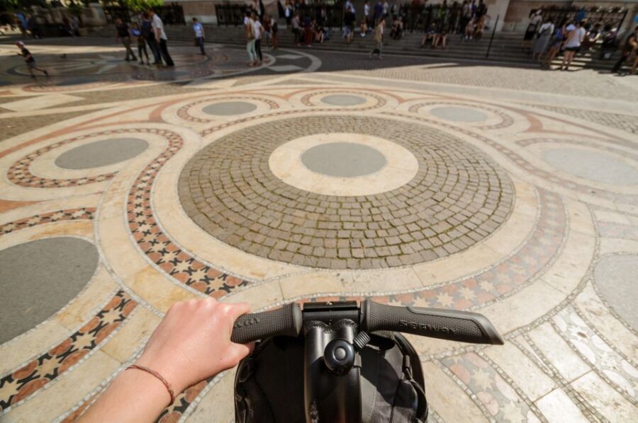 Budapest: Segway Sightseeing Tour - St. Stephen’s Basilica and Parliament: Big Buildings, Easy Pace