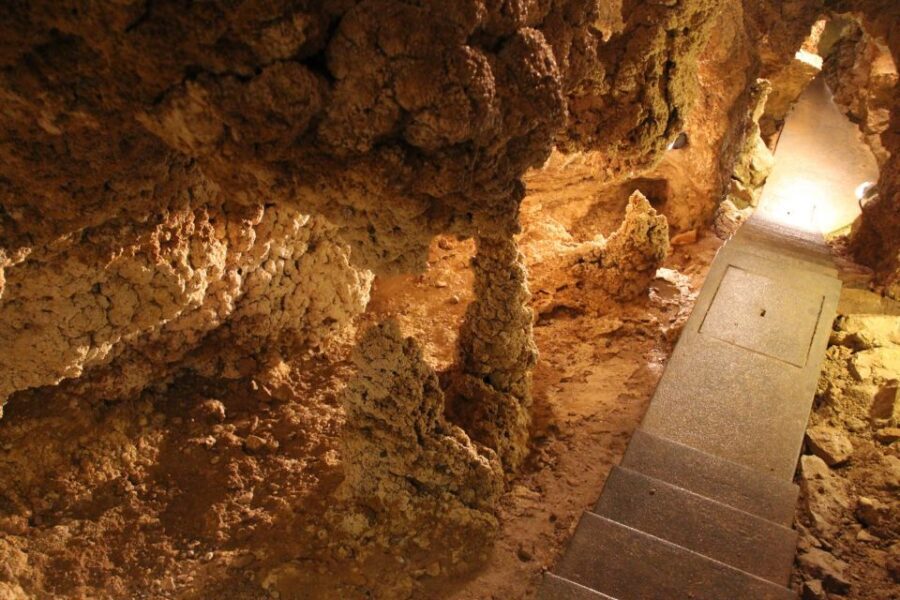 Budapest: Semlő-hegyi & Pál-völgyi Caves Guided Walking Tour - Who Should Book This Cave Tour (and Who Should Skip It)
