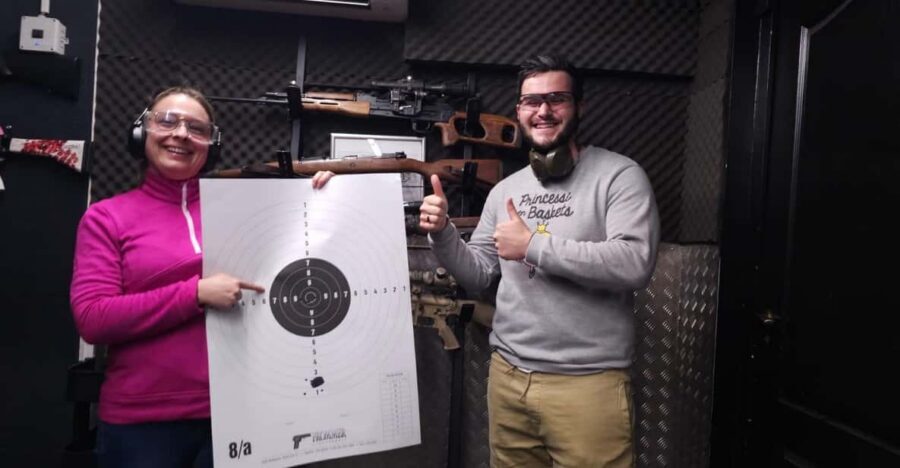 Budapest: Shooting Experience for Couples, The Perfect Date - What Your 1-Hour Shooting Session Looks Like (Step by Step)