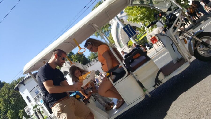 Budapest: Sightseeing Tour by Electric Tuktuk - Buda Castle Hill: Matthias Church and Fisherman’s Bastion Photo Moments
