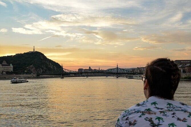 Budapest Sip and Sail Danube Cruise with Unlimited Prosecco - MS Stadt Wien: the view-first Danube cruise setup