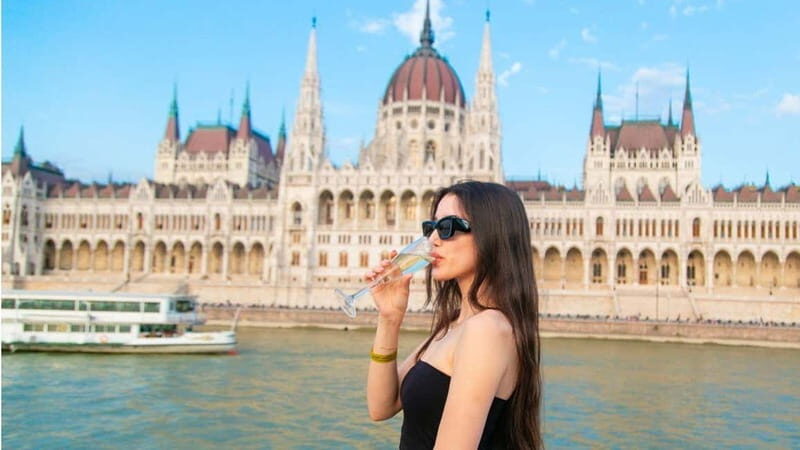 Budapest: Sip and Sail River Cruise with Unlimited Prosecco - Getting to Akadémia Dock 2 (and Finding the Boat Fast)
