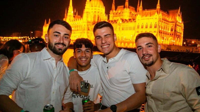 Budapest: Sip & Sail Danube Cruise with Unlimited Beer - Cruise route: Parliament to Buda Castle, with bridges and hilltop views