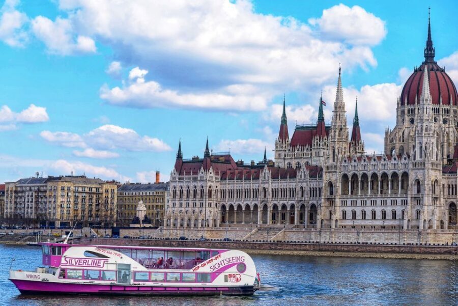 Budapest: Skyline Sightseeing Cruise with Parliament View - Should You Book This Silverline Skyline Cruise?