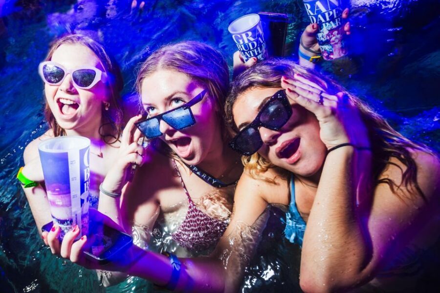Budapest: Sparty - The Ultimate Late-Night Spa Party Ticket - Should you book Sparty at Széchenyi?