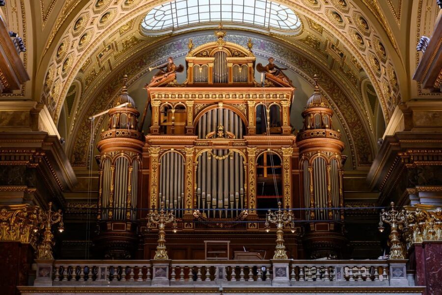 Budapest: St.Stephen's Basilica Grand Organ Concert Tickets - Entering St. Stephen’s Basilica: turning a ticket into a real program