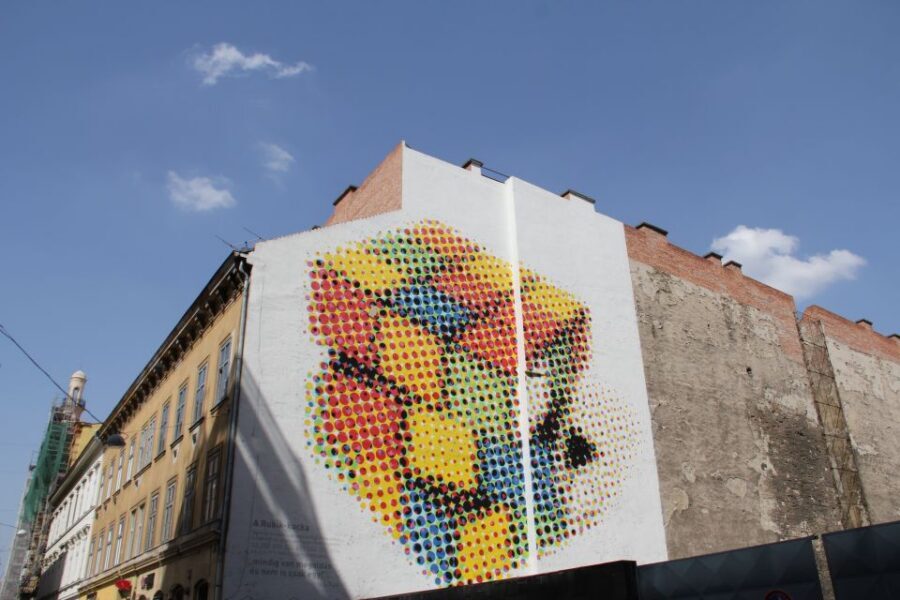 Budapest: Street Art Tour - Where You Start: My Little Melbourne and the Coffee Break