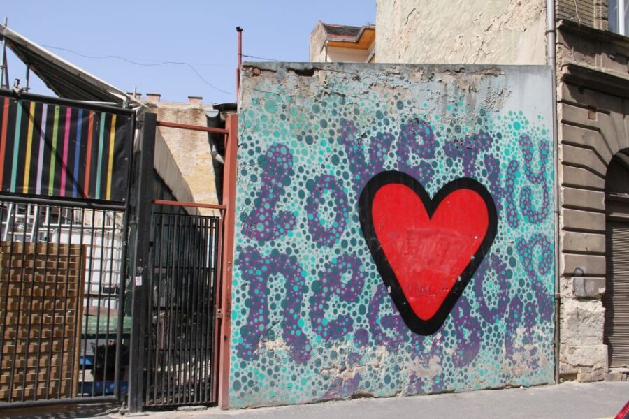 Budapest: Street Art Tour - The 3-Hour Walk: From Murals to Meaning in Central Budapest