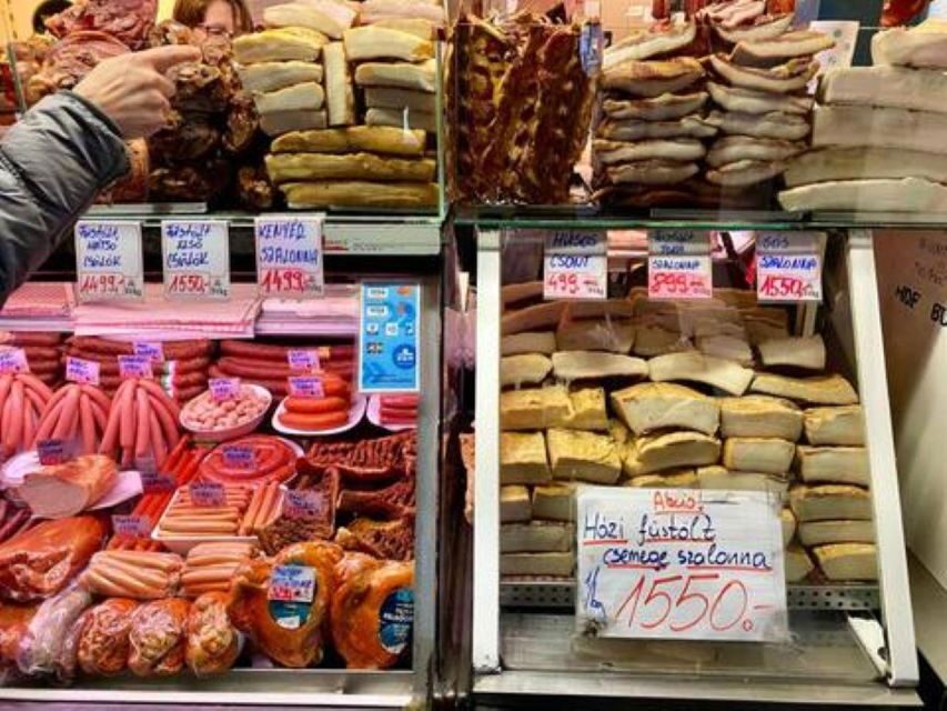 Budapest Streetfood Heaven: Tasting and Markets with a local - The picnic and refreshments: small pleasures that add up