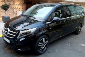 Budapest to Vienna Private Transfer in a Luxury Car - Pickup details that matter: hotels, airports, and exact timing