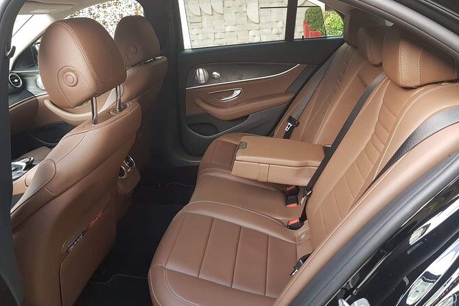 Budapest to Vienna Private Transfer in a Luxury Car - Timing and booking habits: choosing your departure time