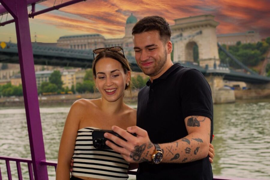 Budapest: Unlimited Prosecco and Wine Sightseeing Cruise - Unlimited Drinks, Real Rules: How the Bar Scene Actually Works