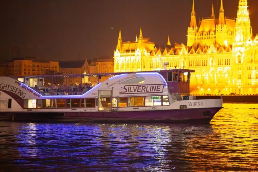 Budapest: Unlimited Prosecco and Wine Sightseeing Cruise - Price and Value for $41: Who This Cruise Fits Best
