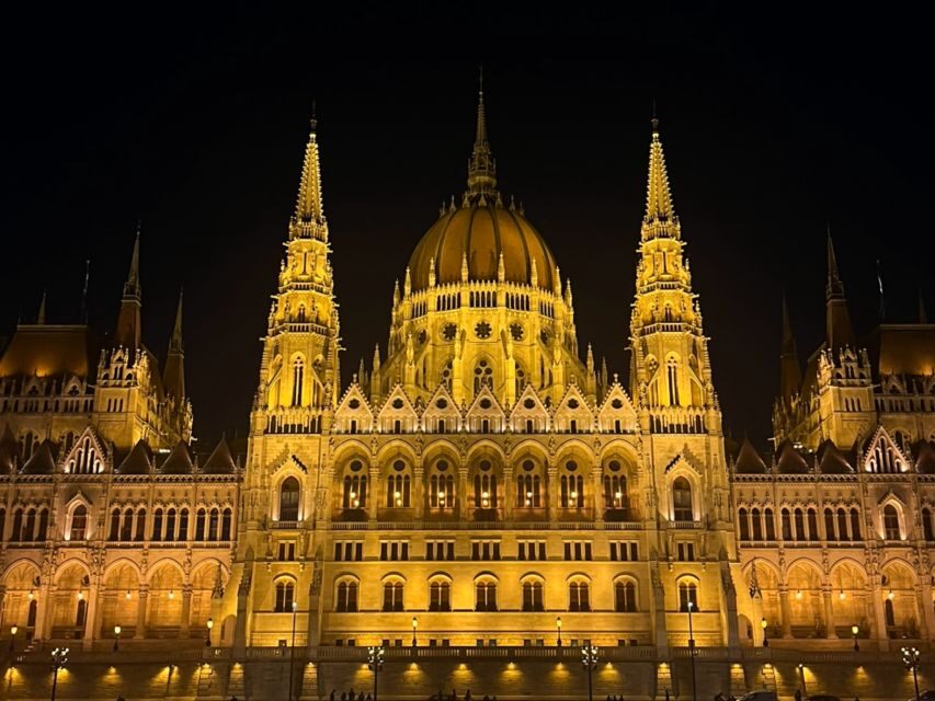 Budapest: Unlimited Prosecco, Beer and Aperol Spritz Cruise - From Check-In to Cast Off: What the 75 Minutes Feels Like