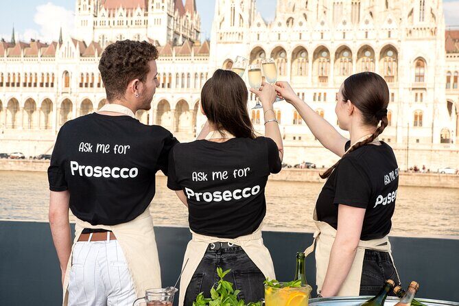 Budapest: Unlimited Prosecco, Beer & Aperol Spritz Cruise - Quick take: what’s great and what to watch