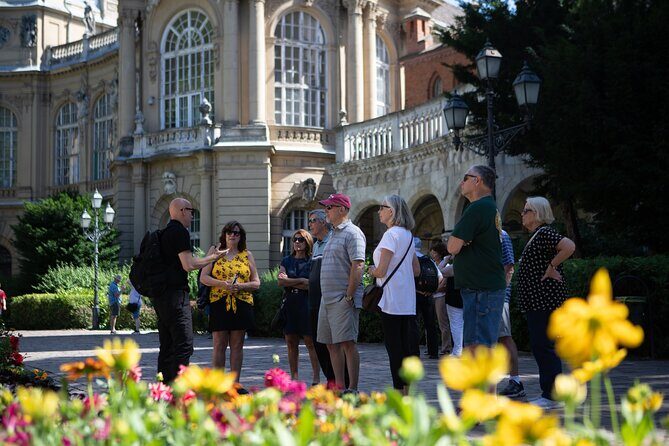 Budapest Urban Walk - Budapest City Tour with Cake & Coffee - St. Stephen’s Basilica: what you get when admission is separate
