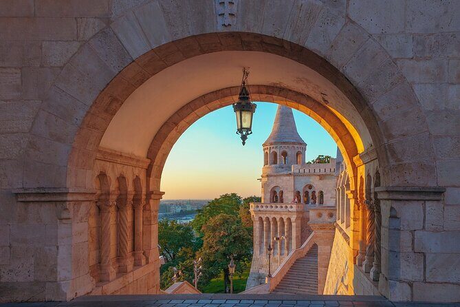 Budapest Walking Tour: Explore Top Sights & Hidden Gems - The Jewish Quarter: memorial statues that ask for real attention