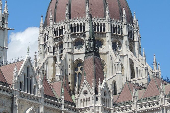 Budapest Walking Tour with Your Private Guide: 10+ Highlights - Stop 1: St. Stephen’s Basilica (Szent Istvan Bazilika)