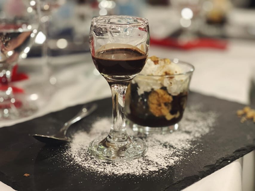 Budapest: Wine & Dine Cruise on the Danube - The Gróf Széchenyi ship experience: comfort and attentive service