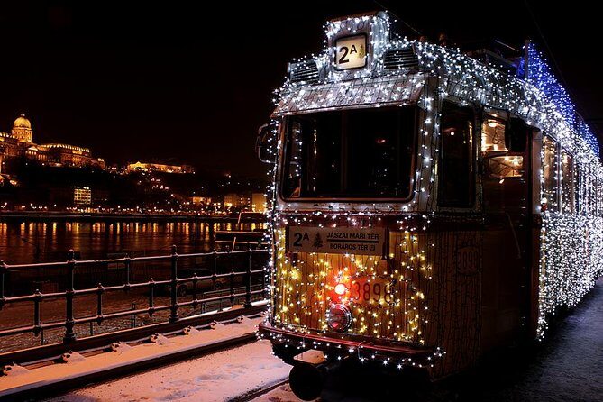 Budapest Wonderland - A Christmas Market Tour with Chimney Cake & Mulled Wine - A 2.5-Hour Christmas Walk Through Budapest’s Best Squares