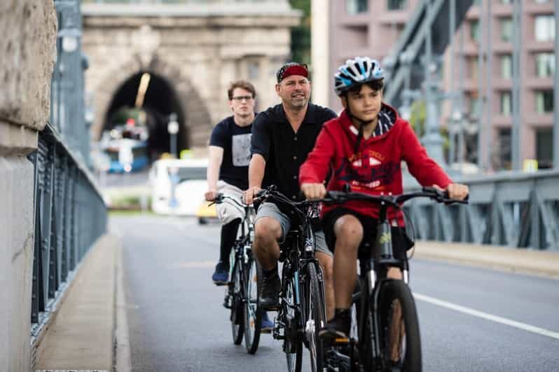 Choose a bicycle and make your own tour in Budapest-24 hrs - Who this suits best (and who should skip it)