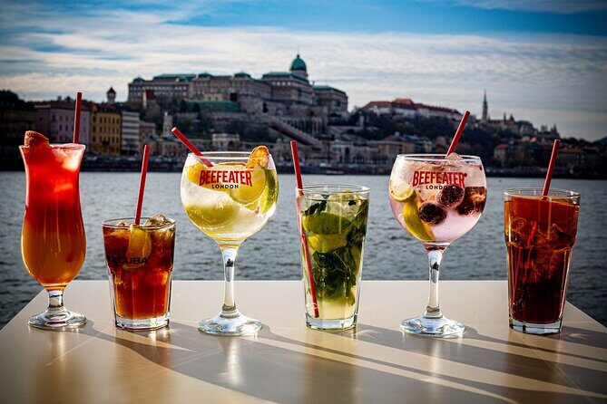 Cocktail Cruise and City Views on the Danube in Budapest - Getting to Jane Haining rkp.: Dock Timing and Where People Get Stuck