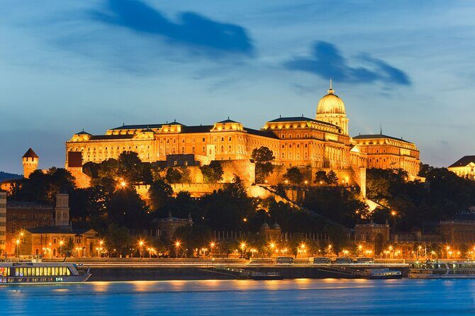 Cocktail Cruise and City Views on the Danube in Budapest - Photo Tips That Actually Help From the Boat