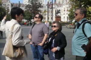 Communist Budapest Private Walking Tour - Parliament to Liberty Square: 1956 in the foreground, Cold War in the background