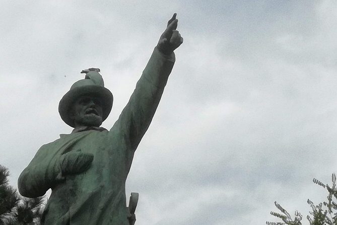 Communist Budapest Private Walking Tour - The Ronald Reagan statue: a surprising clue about Hungary’s role in the Cold War