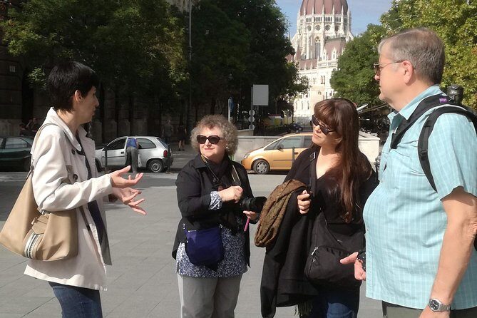 Communist Budapest Walking Tour - Freedom Square Connections: Soviet Memorials and Reagan’s Presence