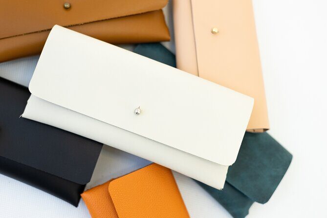 Create a unique leather accessory in downtown Budapest! - Price and Value: Why $66.08 Can Make Sense in Budapest
