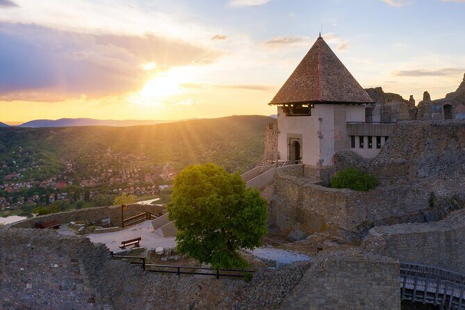 Danube Bend Full-Day Private Tour From Budapest - Szentendre artists’ town: cobblestones, painted baroque facades, and coffee breaks