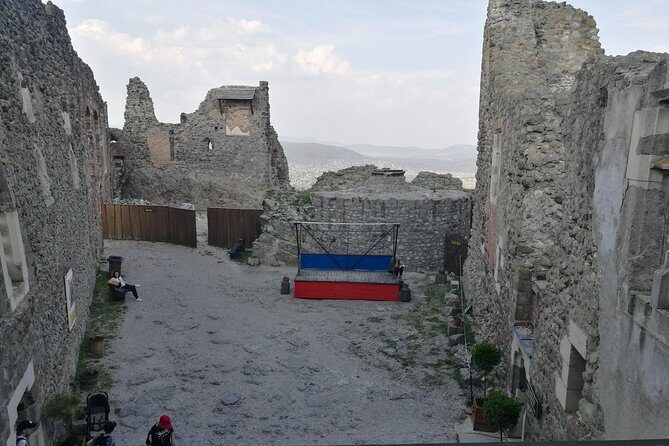 Danube Bend Privately with full board - Visegrád Castle and the lunch break you’ll actually want