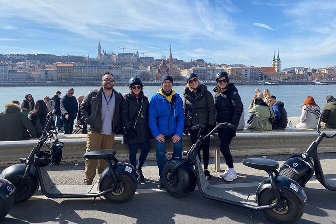 E-Scooter Half-Day Private Tour in Budapest with Food Tastings - Riding the Chain Bridge: The “I Get It Now” River View
