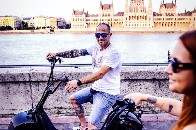 Easy & Convenient E-Scooter Rental for Sightseeing in Budapest - Solo Riding vs. Adding a Guide Option (Balint Mentioned)