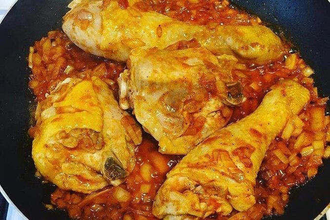 Easy Cooking Class Budapest - with Market Walk (local wine & pálinka included) - Central Market Hall: Your Shortcut to Real Hungarian Ingredients