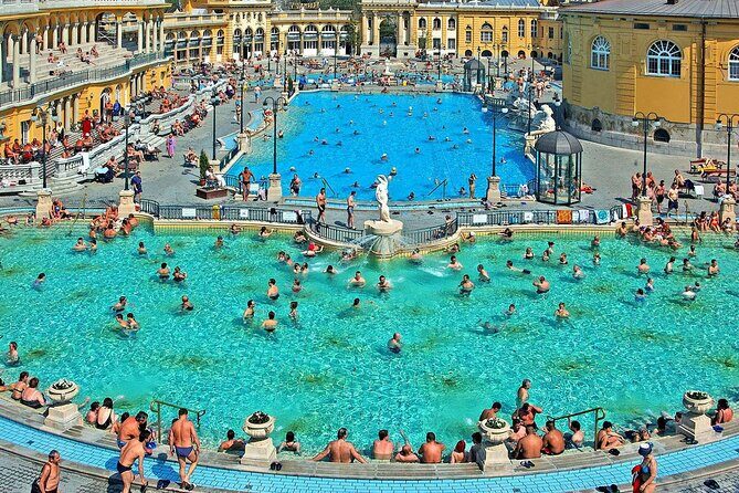 Entrance to Szechenyi Spa in Budapest - Crowds, staff behavior, and renovation surprises