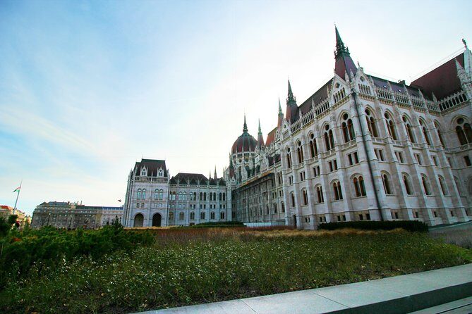 Exclusive Budapest City Tour by Luxury Car - Half Day - Meeting in Your Lobby: What Hotel Pickup Feels Like in Budapest
