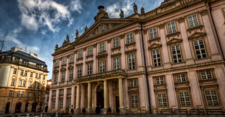 From Budapest: Bratislava Day Trip - Where you’ll be picked up and how the day starts