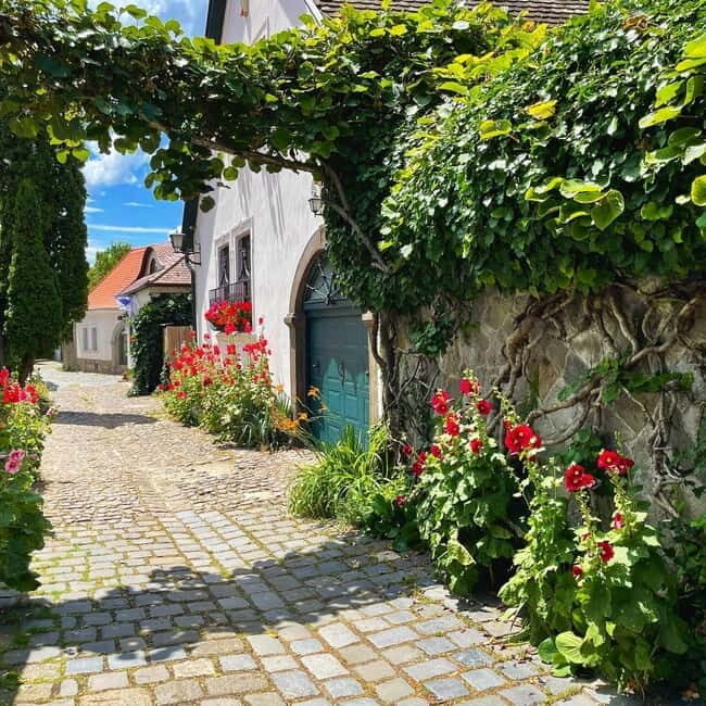 From Budapest: Szentendre Day Trip with Street Food - Street Food Stop: What the Short Tasting Teaches You