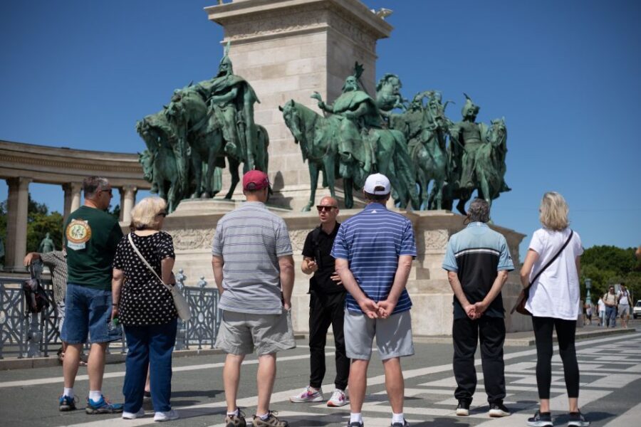 Full Day Budapest City Tour with Lunch, Wine & Dessert - Guides Matter: Why Fanni and Rebeka Get Named