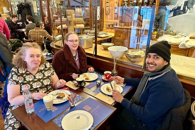 Guilty pleasures - A Budapest Dessert & Coffee House Tour - Chimney Cake: The Signature Budapest Snack With a Real Moment