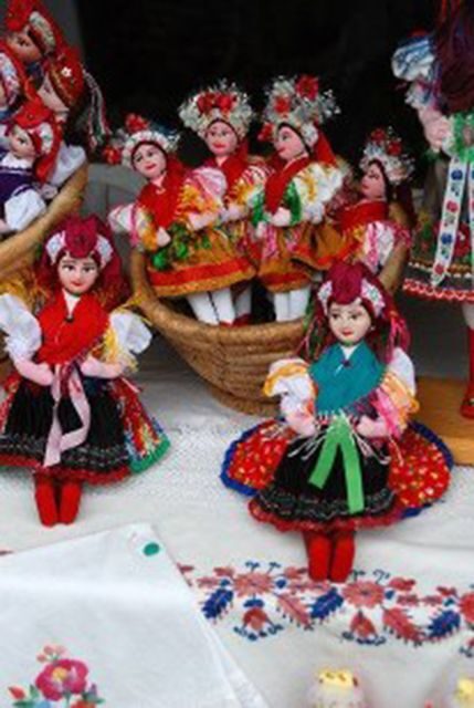 Hollókő Ethnographic Village: Day Tour from Budapest - Palóc costumes, folk dance, and watching crafts in motion