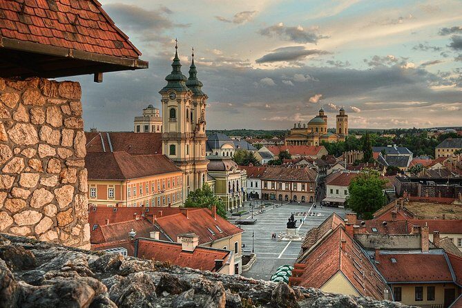 HOLLÓKŐ UNESCO World Heritage site + Eger Castle Private guided tour - A UNESCO village and a cliff castle in one day