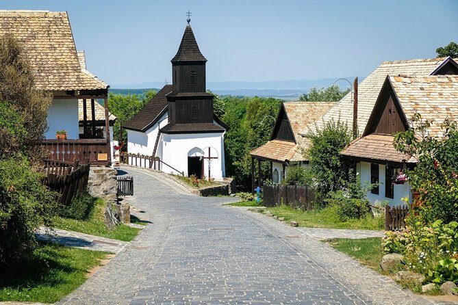 HOLLÓKŐ UNESCO World Heritage site + Eger Castle Private guided tour - Price and value: what you’re really paying for